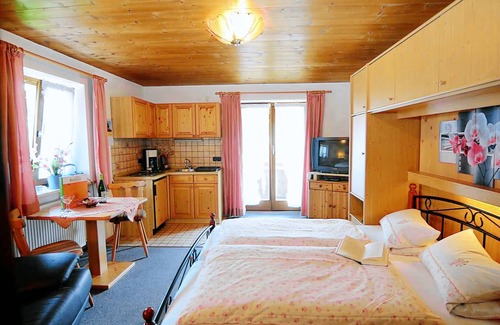 Bad Bayersoien Apartment | 22 m² Apartment ∙ 2 guests