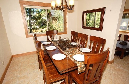 Highland Woods House | 223 m² House ∙ 4 bedrooms ∙ 9 guests