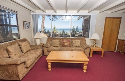 Al Tahoe House | 223 m² House ∙ 6 bedrooms ∙ 12 guests