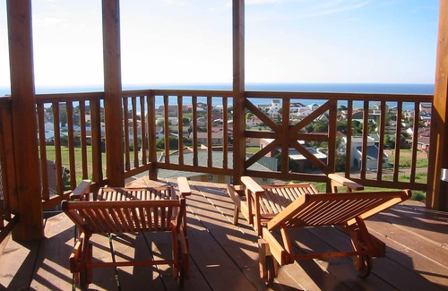 Wavecrest House | 225 m² Apartment ∙ 4 bedrooms ∙ 7 guests