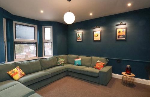 Scarborough House | 23 Trafalgar Square