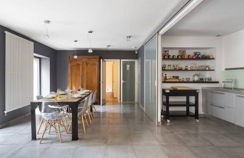 Richebourg - Saint-Clement Apartment | 230 m² Apartment ∙ 4 bedrooms ∙ 4 guests