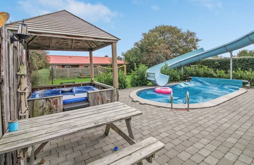 Tønder Municipality House | 230 m² House ∙ 3 bedrooms ∙ 10 guests