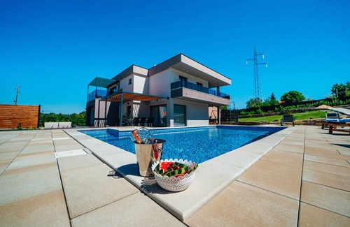 Lokvicici Villa | 230 m² Villa ∙ 3 bedrooms ∙ 8 guests