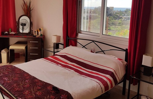 Koloni Apartment | 230sqm Penthouse, Lift, Shared Pool, Facilities, Secure Parking,family friendly