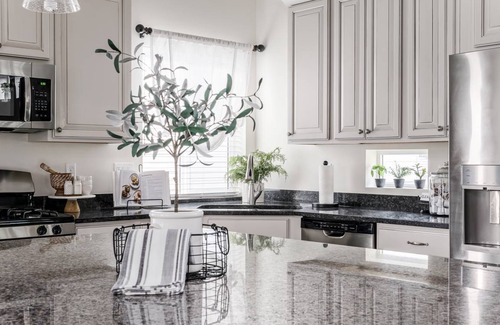 American Fork House | 236 m² House ∙ 4 bedrooms ∙ 14 guests