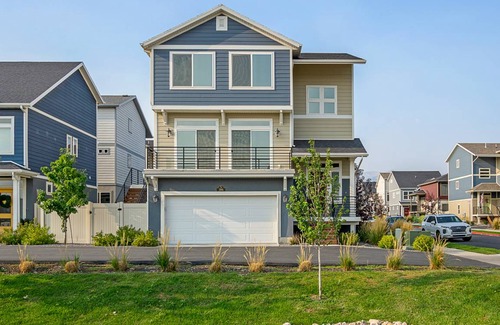 American Fork House | 236 m² House ∙ 4 bedrooms ∙ 14 guests