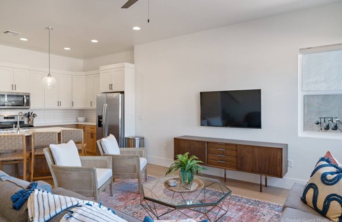 Bloomington House | 239 m² House ∙ 4 bedrooms ∙ 12 guests