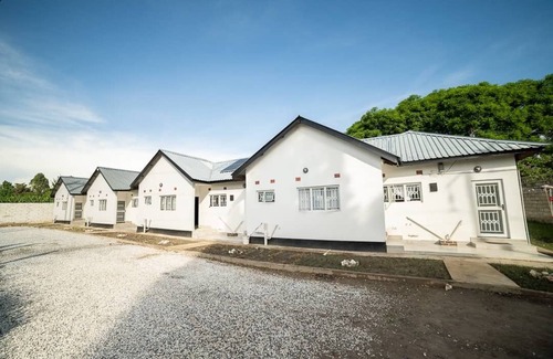 Lusaka Apartment | 24/7 Solar Power| Wi-Fi| 5 mins to East Park Mall Safe