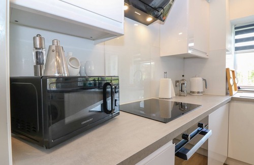 Banff Cottage | 24 BRIDGE STREET, pet friendly, with a garden in Banff