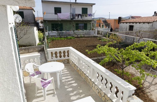 Pirovac Apartment | 24 m² Apartment ∙ 2 guests