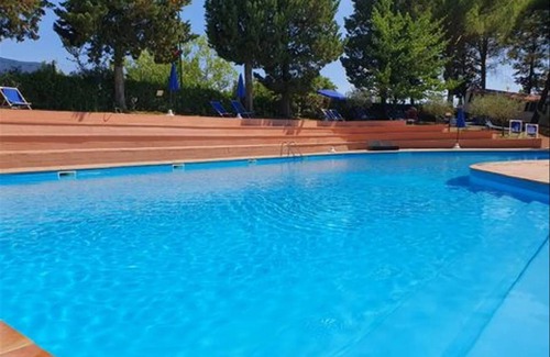 Montopoli in Val d'Arno House | 24 m² Mobile home ∙ 2 bedrooms ∙ 5 guests