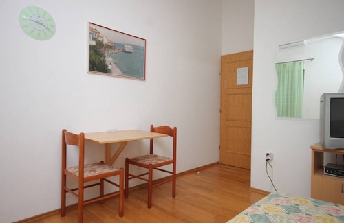 Bozava Apartment | 24 m² Studio flat ∙ 1 bedroom ∙ 2 guests