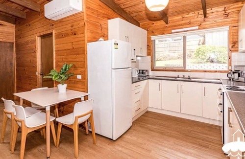 Sandy Point House | 24 Sunshine Rise, Sandy Point