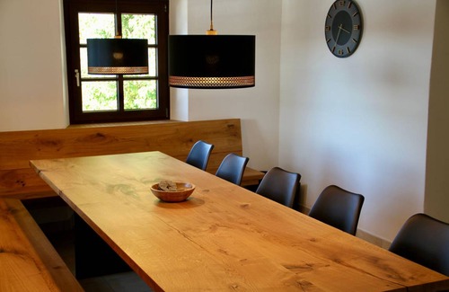 Pentling House | 240 m² House ∙ 6 bedrooms ∙ 11 guests
