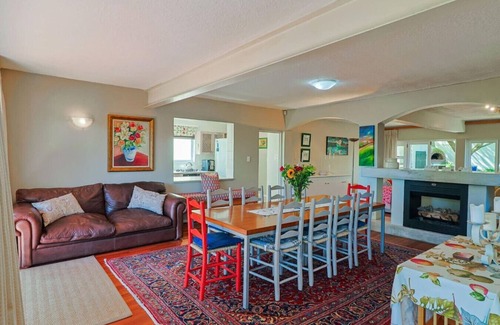 Voelklip House | 245 on 10th — Spacious Family Escape | Sea Views | Pizza Oven | Above Grotto Beach