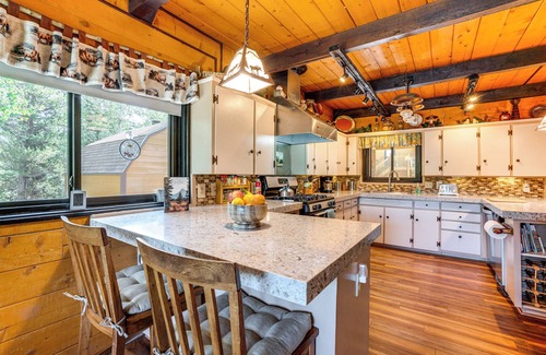 Fairplay Cabin | 24STR-00023 Fairplay Cabin w/Hot Tub on 4 Acres!