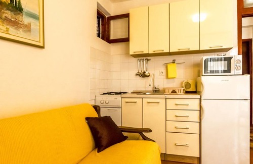 Razanj Apartment | 25 m² Apartment ∙ 1 bedroom ∙ 2 guests