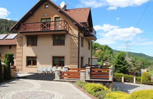 Tresna Bed & Breakfast | 25 m² Bed and breakfast ∙ 9 bedrooms ∙ 20 guests
