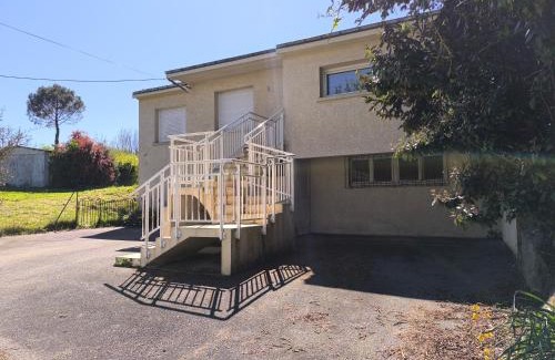 Le May-sur-Evre House | 25 min du Puy du F, en sortant de Cholet