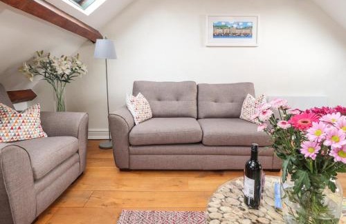 Lancaster Apartment | 25 St Georges Quay