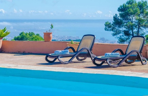 Urbanitzacio Es Verger Villa | 250 m² Villa ∙ 3 bedrooms ∙ 6 guests