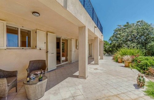 Pianotolli-Caldarello Villa | 250 m² Villa ∙ 5 bedrooms ∙ 10 guests