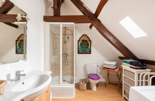 Athies-sous-Laon House | 250 m² House ∙ 5 bedrooms ∙ 8 guests