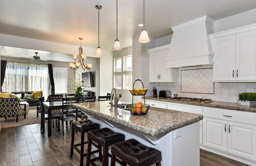 St. George House | 250 m² House ∙ 4 bedrooms ∙ 12 guests