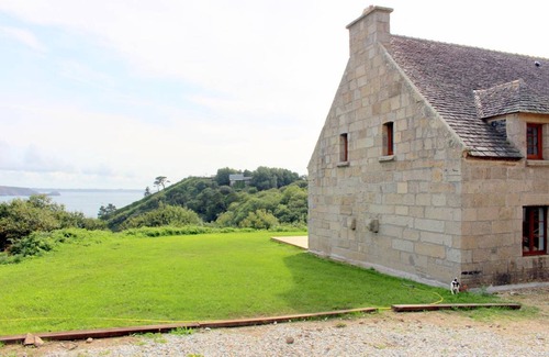 Plouzane House | 250 m² House ∙ 4 bedrooms ∙ 9 guests