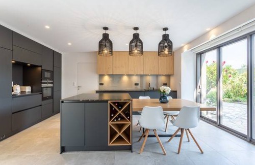 Planguenoual House | 250 m² House ∙ 5 bedrooms ∙ 6 guests