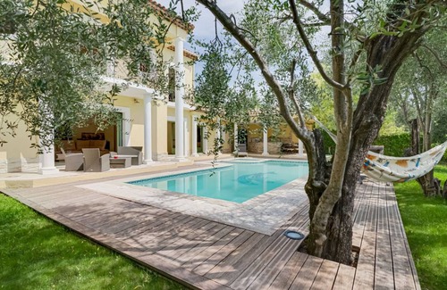 Grasse Villa | 250 m² Villa ∙ 3 bedrooms ∙ 6 guests