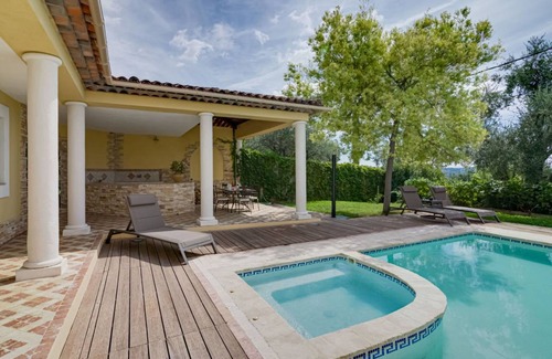 Grasse Villa | 250 m² Villa ∙ 3 bedrooms ∙ 6 guests