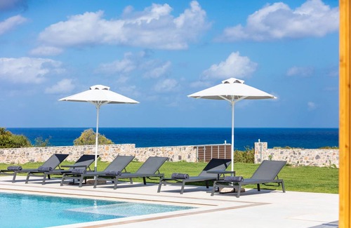 Rethymno Villa | 250 m² Villa ∙ 3 bedrooms ∙ 7 guests