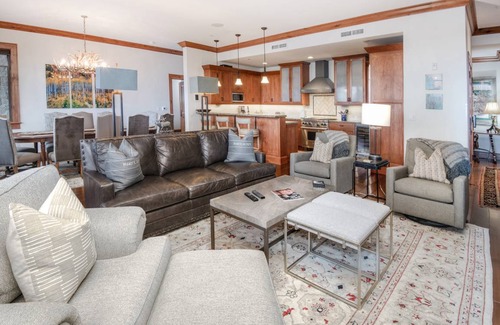 Avon Condo | 253 m² Condo ∙ 4 bedrooms ∙ 8 guests