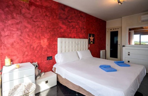 Comarruga House | 253 m² House ∙ 4 bedrooms ∙ 7 guests