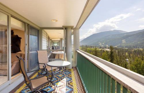 Keystone Apartment | 2534 Saints Johns condo