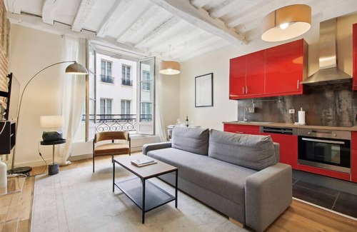 Saint-Gervais Apartment | 256 Suite Rosiers - Superb apartment in Paris.