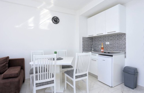 Zivogosce Apartment | 26 m² Studio flat ∙ 1 bedroom ∙ 3 guests