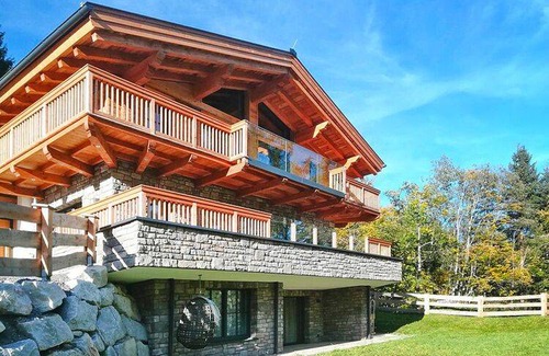 Hinterglemm Ski Chalet | 260 m² Chalet ∙ 4 bedrooms ∙ 10 guests