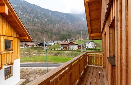Obertraun Ski Chalet | 260 m² Chalet ∙ 8 bedrooms ∙ 16 guests