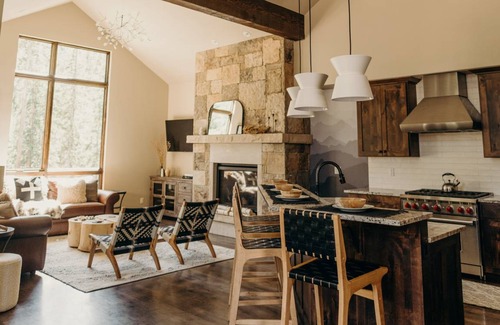 Warrior's Mark House | 260 m² House ∙ 4 bedrooms ∙ 10 guests