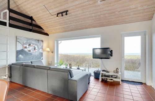 Lild Strand House | 260 m² House ∙ 5 bedrooms ∙ 10 guests