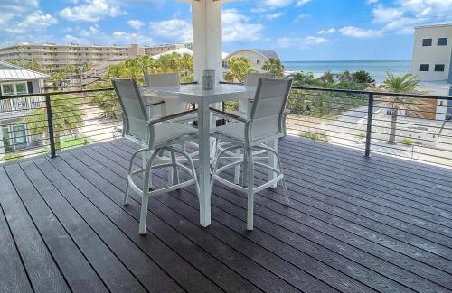 New Smyrna Beach House | 2601S Up - Sunrise Hideaway