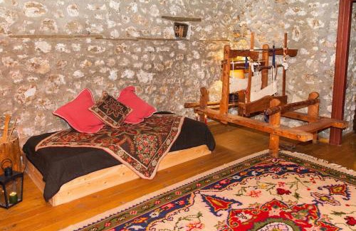 Lilaia House | 260m2 Unique mountain house in Lilea Parnasos