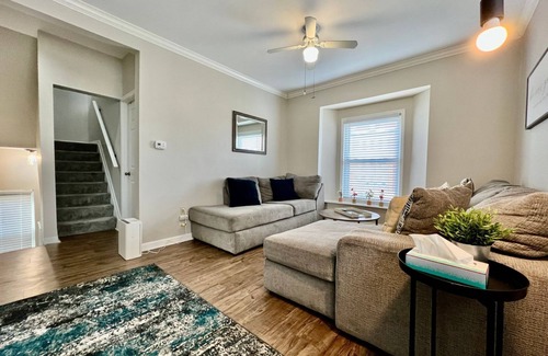 Hyde Park Apartment | 2639 Observatory Avenue, Unit 2 · Hyde Park Hideaway Close to Square & Downtown!