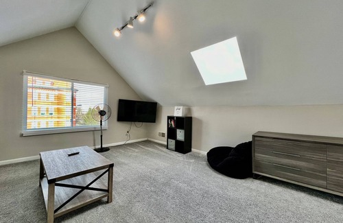 Hyde Park Apartment | 2639 Observatory Avenue, Unit 2 · Hyde Park Hideaway Close to Square & Downtown!