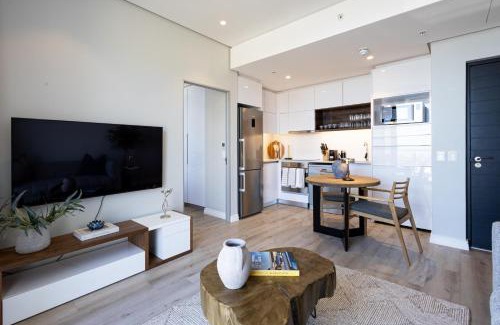 Cape Town City Centre Apartment | 26th Floor Exclusive Sky Suite Overlooking the Ocean