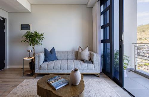 Cape Town City Centre Apartment | 26th Floor Exclusive Sky Suite Overlooking the Ocean