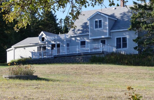 Eastport House | 27 acres nestled on the coast of Cobscook Bay